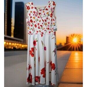 Danny and Nicole NWT Beautiful Floral Dress Women's Size 10 Bright Colorful